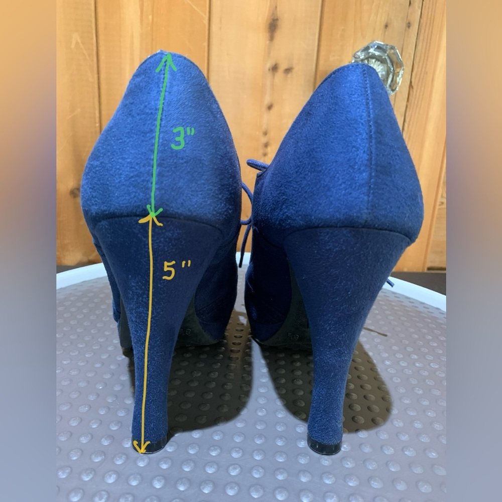 Fioni Manmade Blue Suede Heels size 8.5 Lace Ups Like New, tried on EUC - Picture 6 of 12